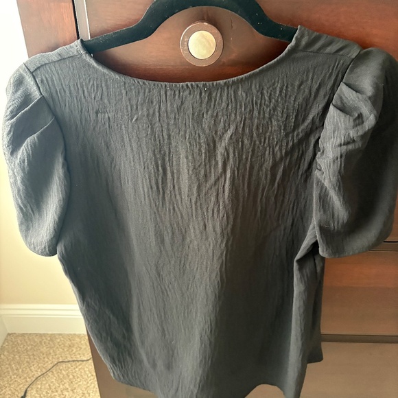 Black Petite Assembly SP Black Puff Sleeve Blouse - Picture 3 of 3